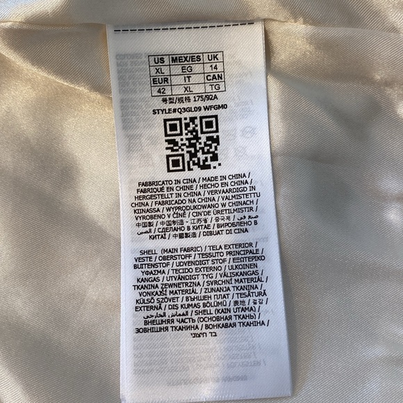 Guess off white lined coat XL - Picture 7 of 9